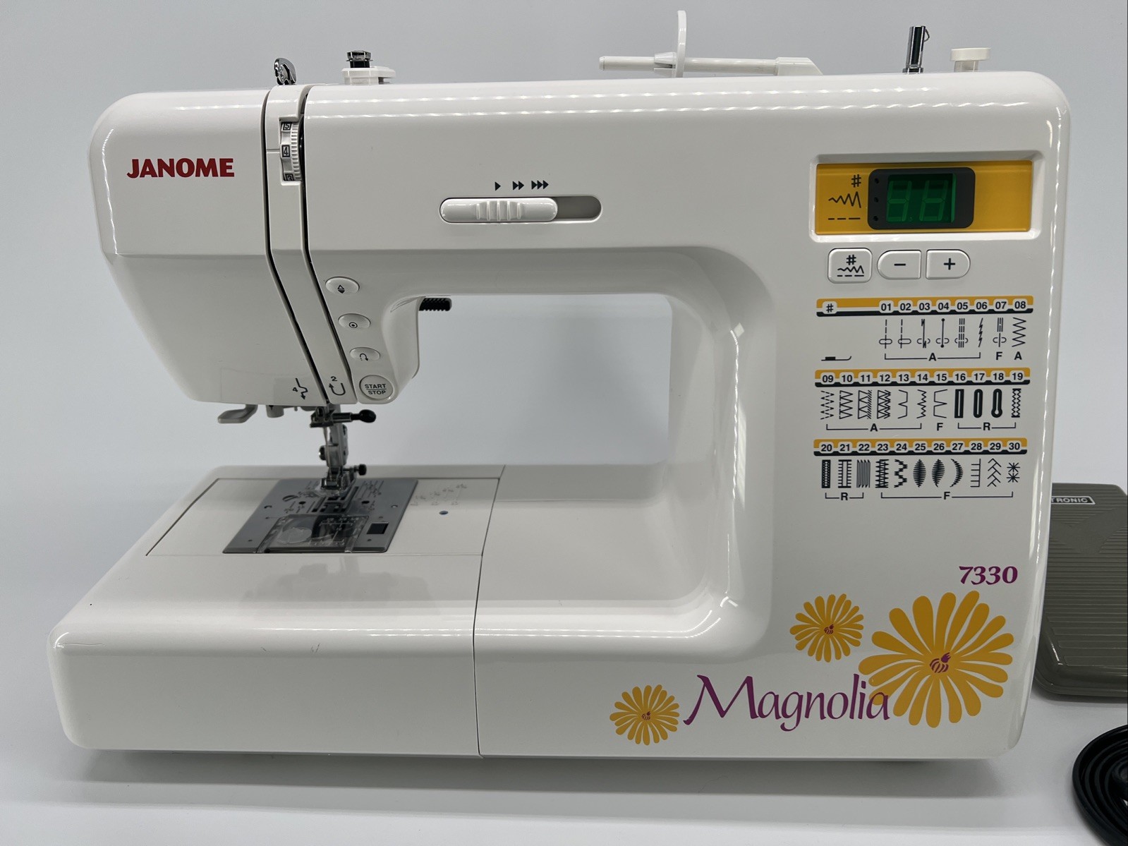 Janome Magnolia 7330 Sewing Machine with Foot Pedal and Power Cord - Excellent