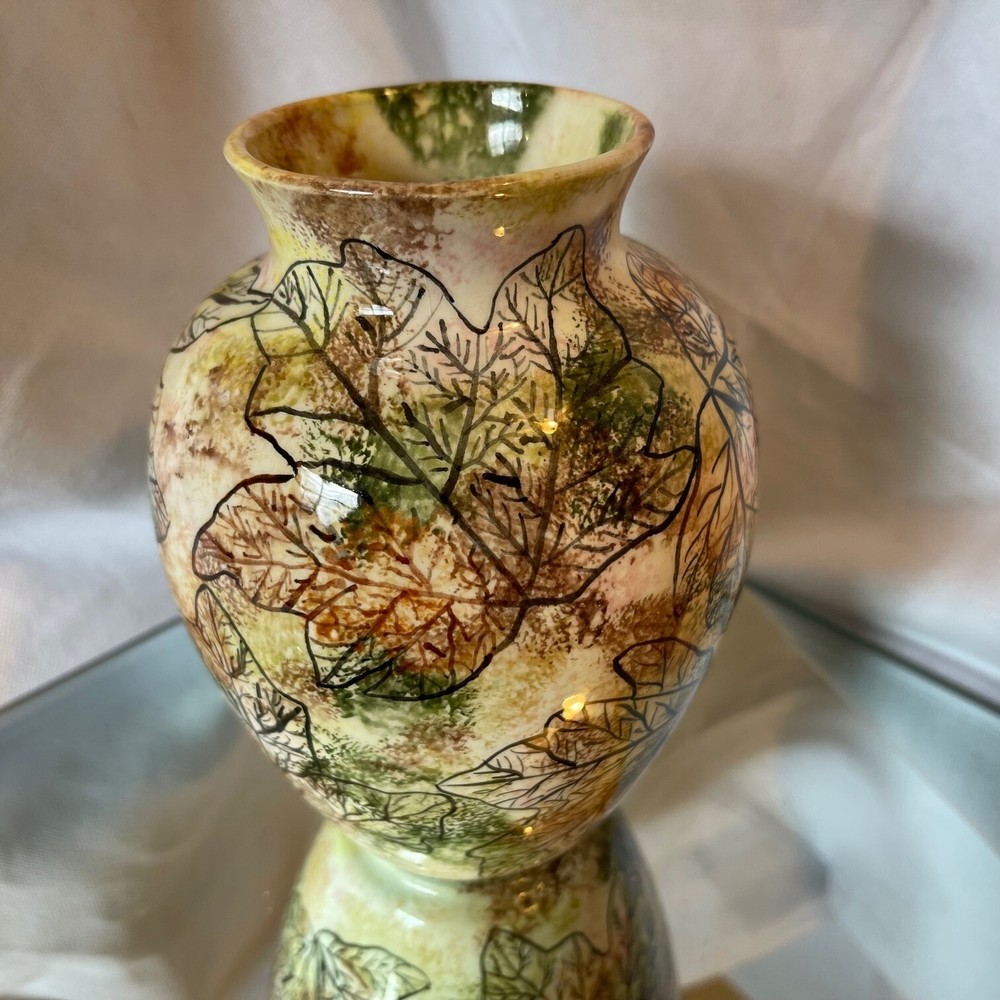 Vintage 1990 Abstract Leaf Pattern 6" Ceramic Vase Signed K. Borecky