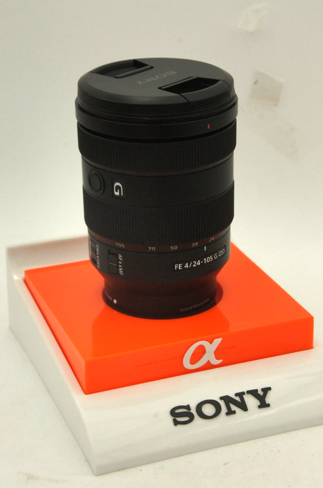 Sony Alpha Lens Display Stand Used