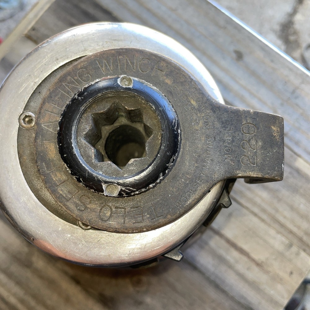 TELO 220 Single Speed Self Tailing Sailboat Winch