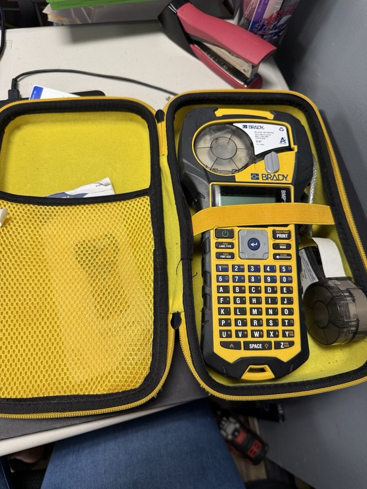 Brady BPM21-Plus Handheld Label Maker W/ Hard Case