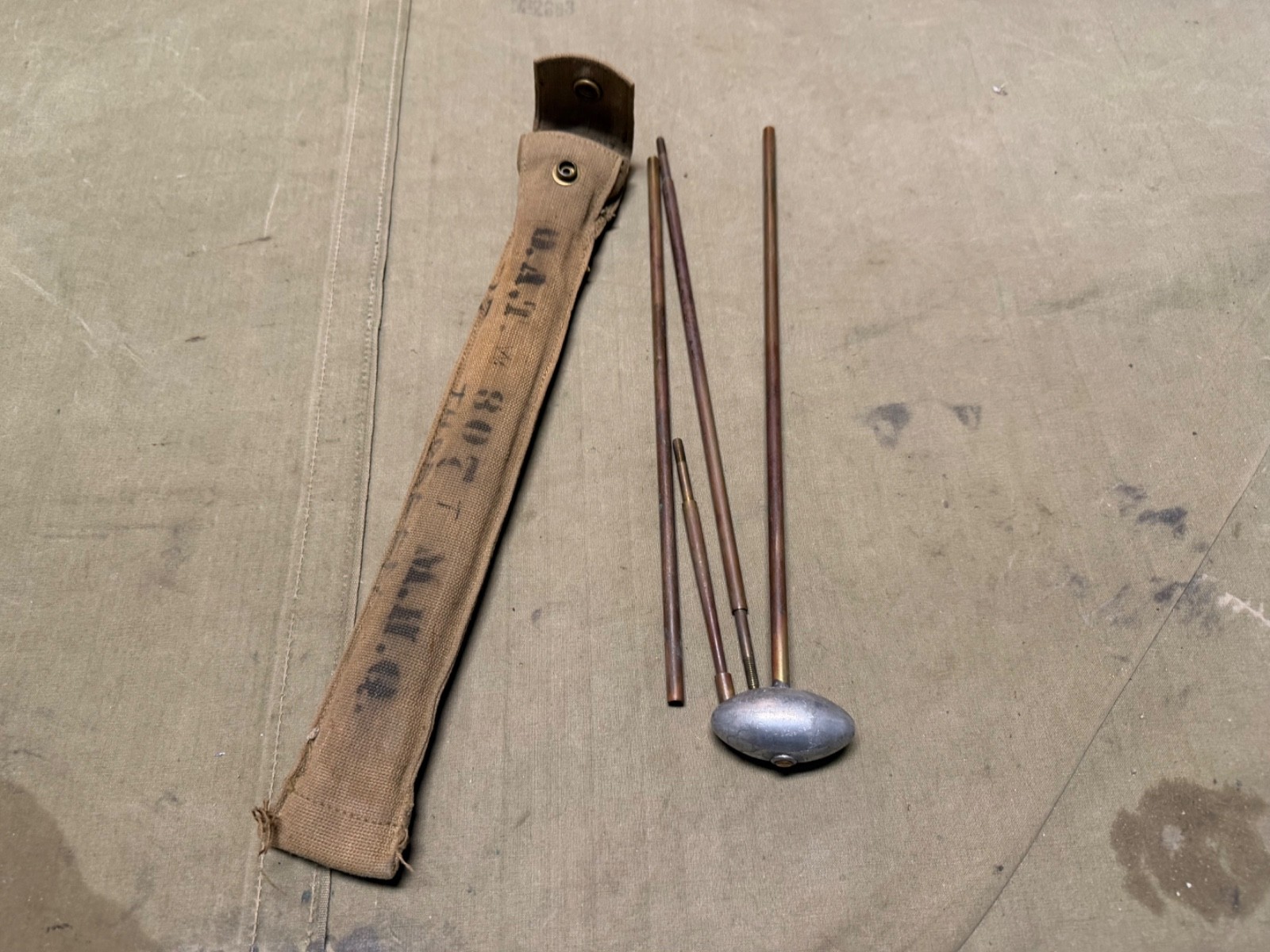 ORIGINAL WWI US ARMY M1917 RIFLE CLEANING ROD CARRY CASE & CLEANING ROD TOOL