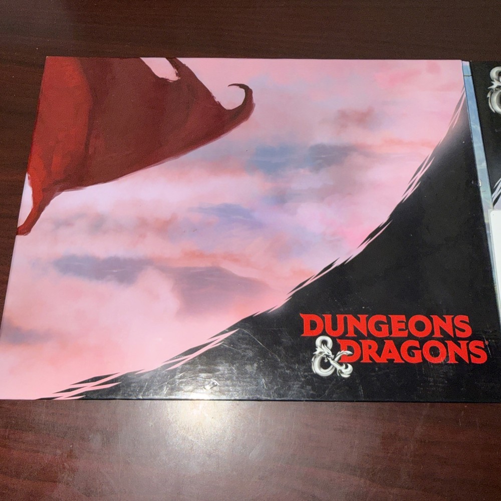 Dungeons & Dragons 5th Edition 5E 4-Panel DM's Dungeon Master's Screen 2017