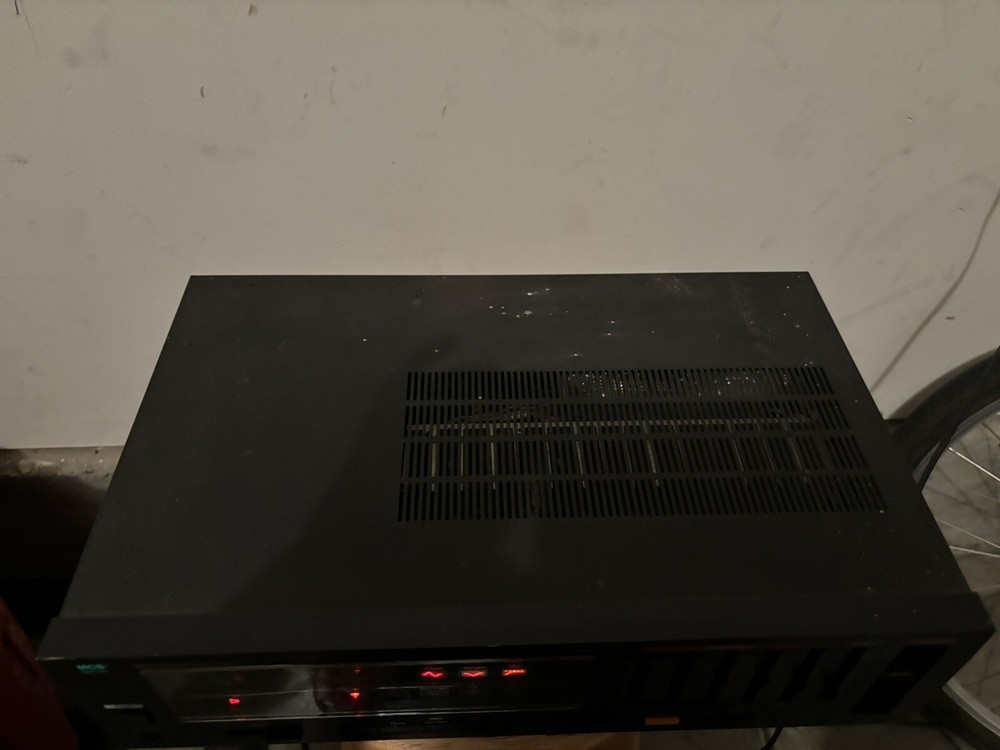 MCS SERIES 3870 STEREO INTEGRATED AMPLIFIER - POWERS ON