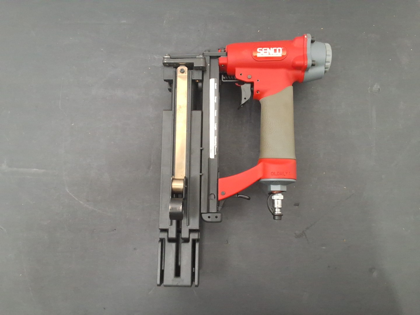 Senco BC58 Button Cap Staple Gun 21GA