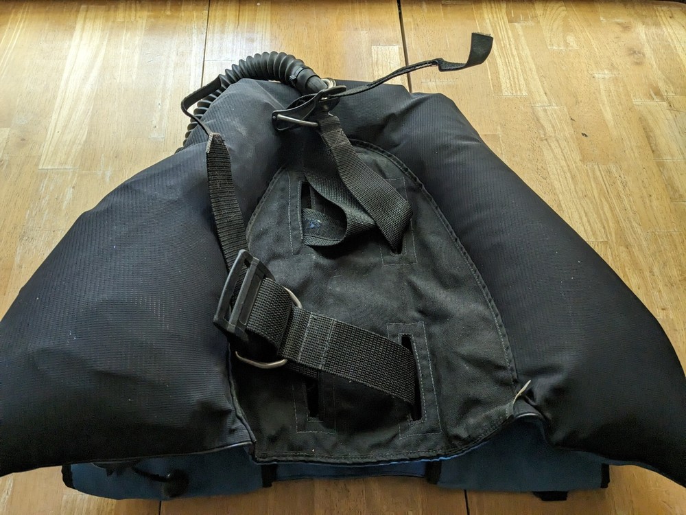 Zeagle BCD - Small - Buoyancy Compensator - Scuba