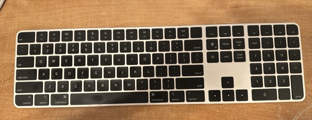 Apple Wireless Magic Keyboard Numeric Keypad & Magic Trackpad Bundle QWERTY