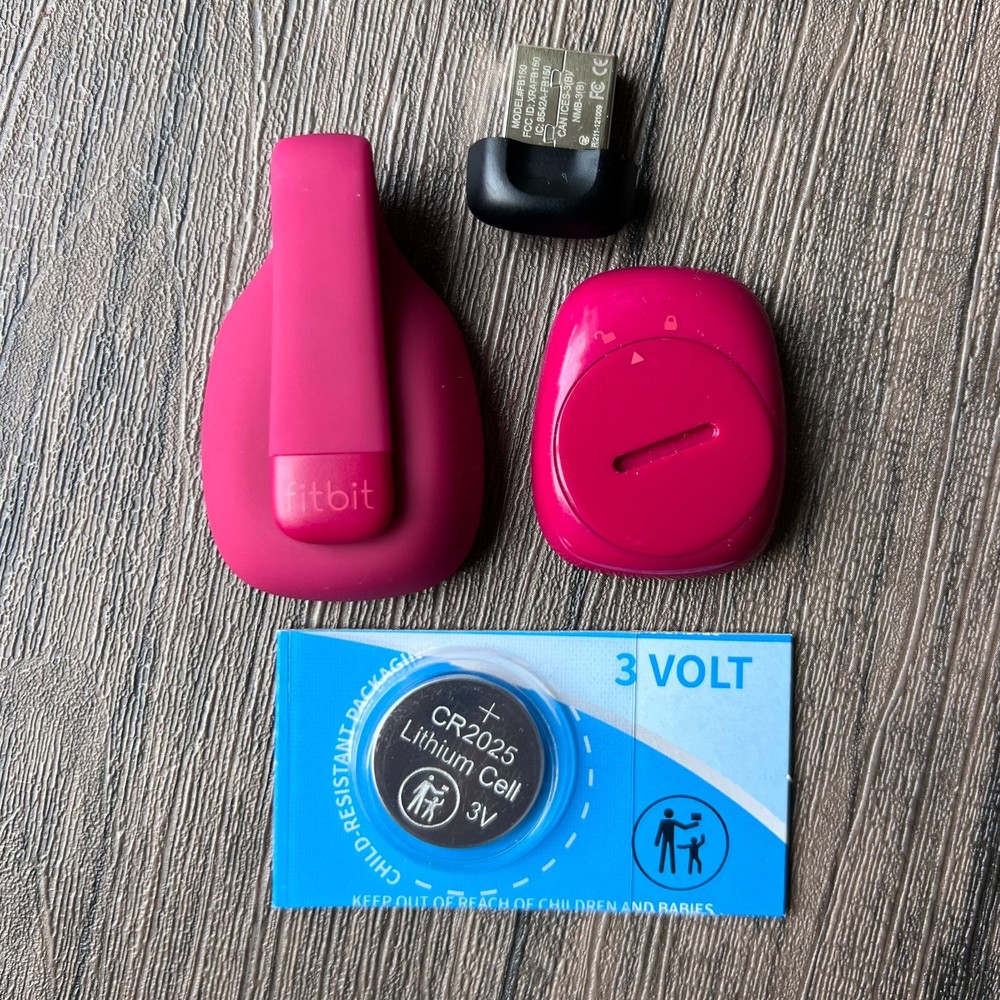 Fitbit Zip COMPLETE Wireless Activity Steps Tracker Clip On Pedometer Pink 301M