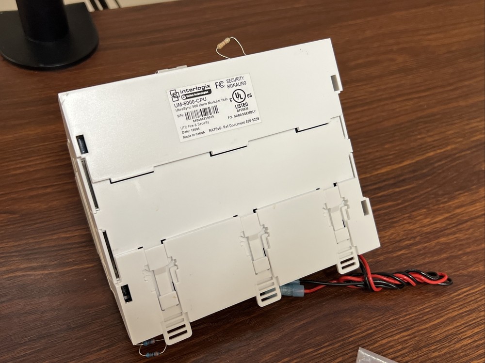Interlogix UltraSync 500 Zone Modular Hub UM-5000-CPU UTC Fire & Security