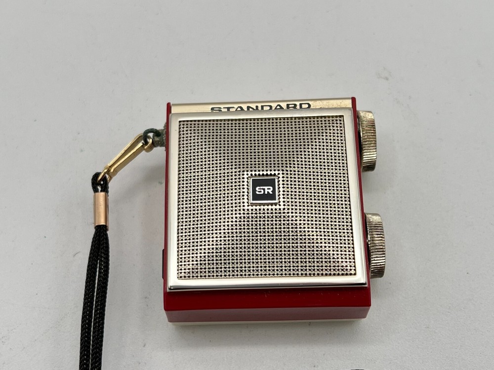 Vintage Standard Micronic Ruby SR-G430 7 Transistor Radio w/ Case Untested *READ