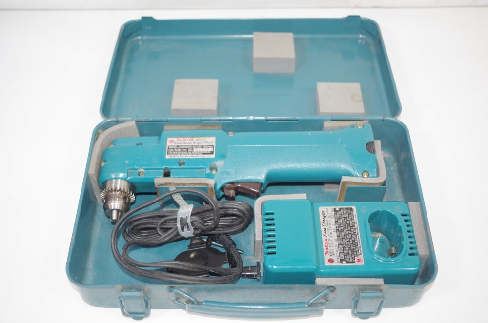 Makita DA3000R 3/8-Inch Variable Speed Right Angle Drill