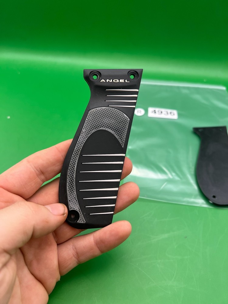 06 Angel Speed Grips