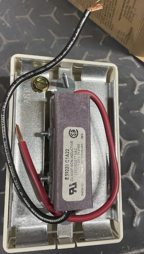 TPI Corp S2022H10AA Single Pole Wall Mounted T-Stat