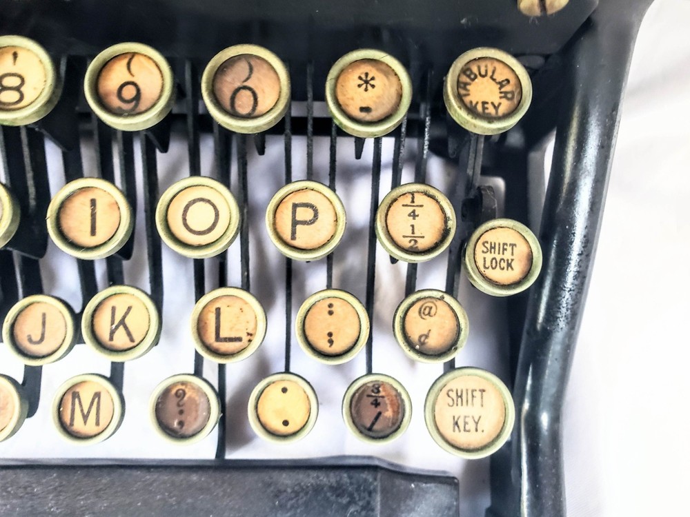 Underwood No. 5 Standard Typewriter