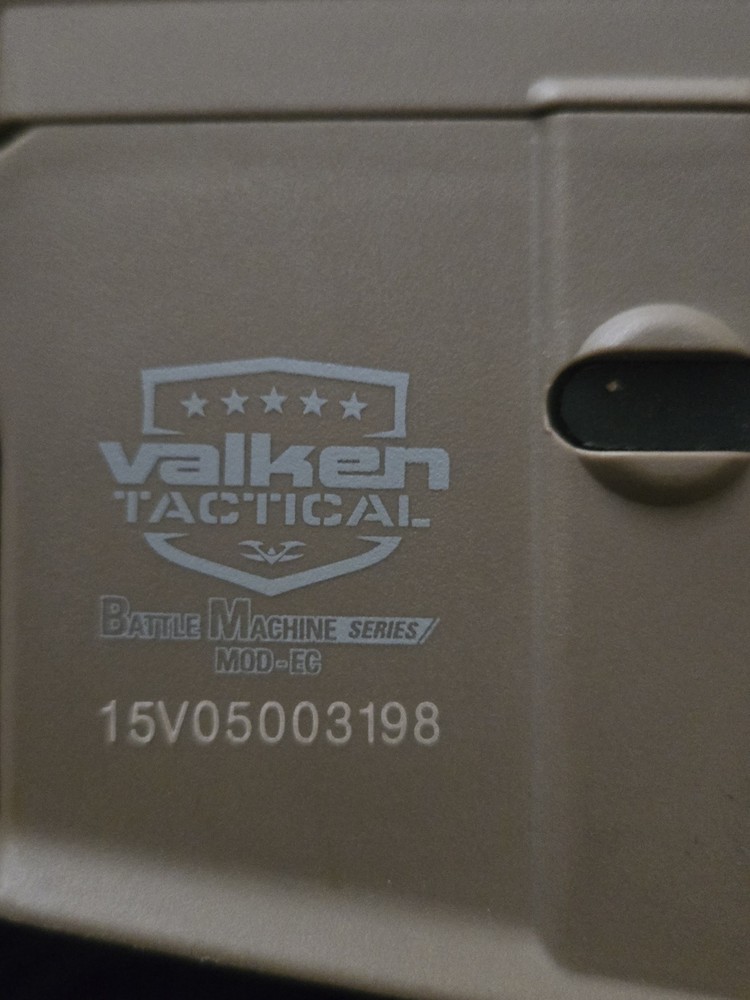 Airsoft AEG Valken M4