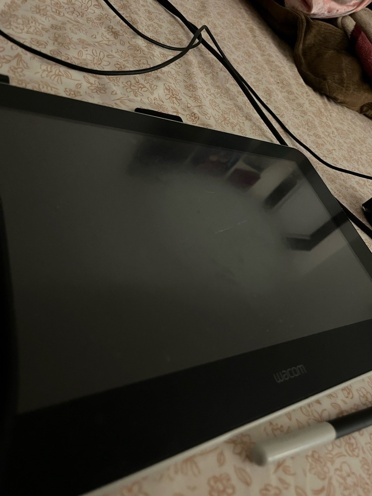 Wacom One Graphics Tablet USB Connectivity Includes Pen and USB Cable