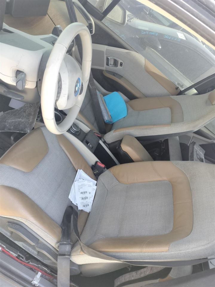 LEFT REAR DOOR WINDOW REGULATOR OEM 2017 BMW I3