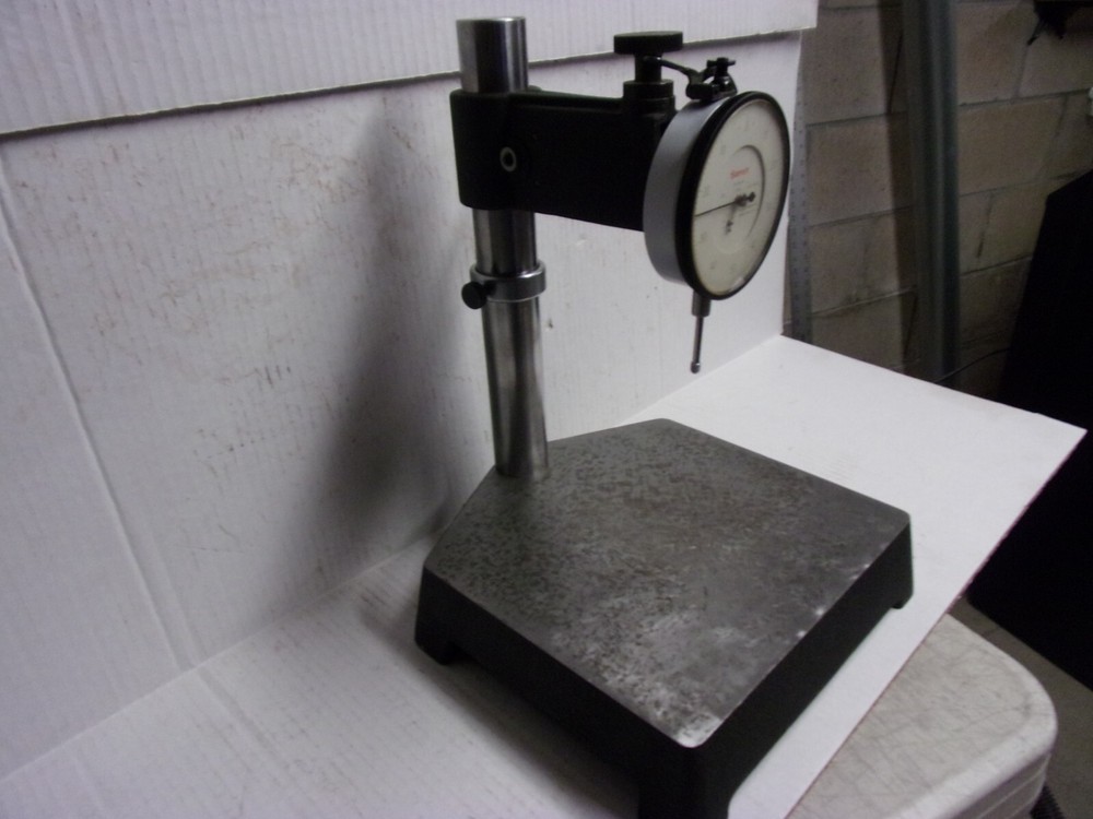 STARRETT #653 Dial Comparator. Cast Iron Base. W/656-441 Indicator used