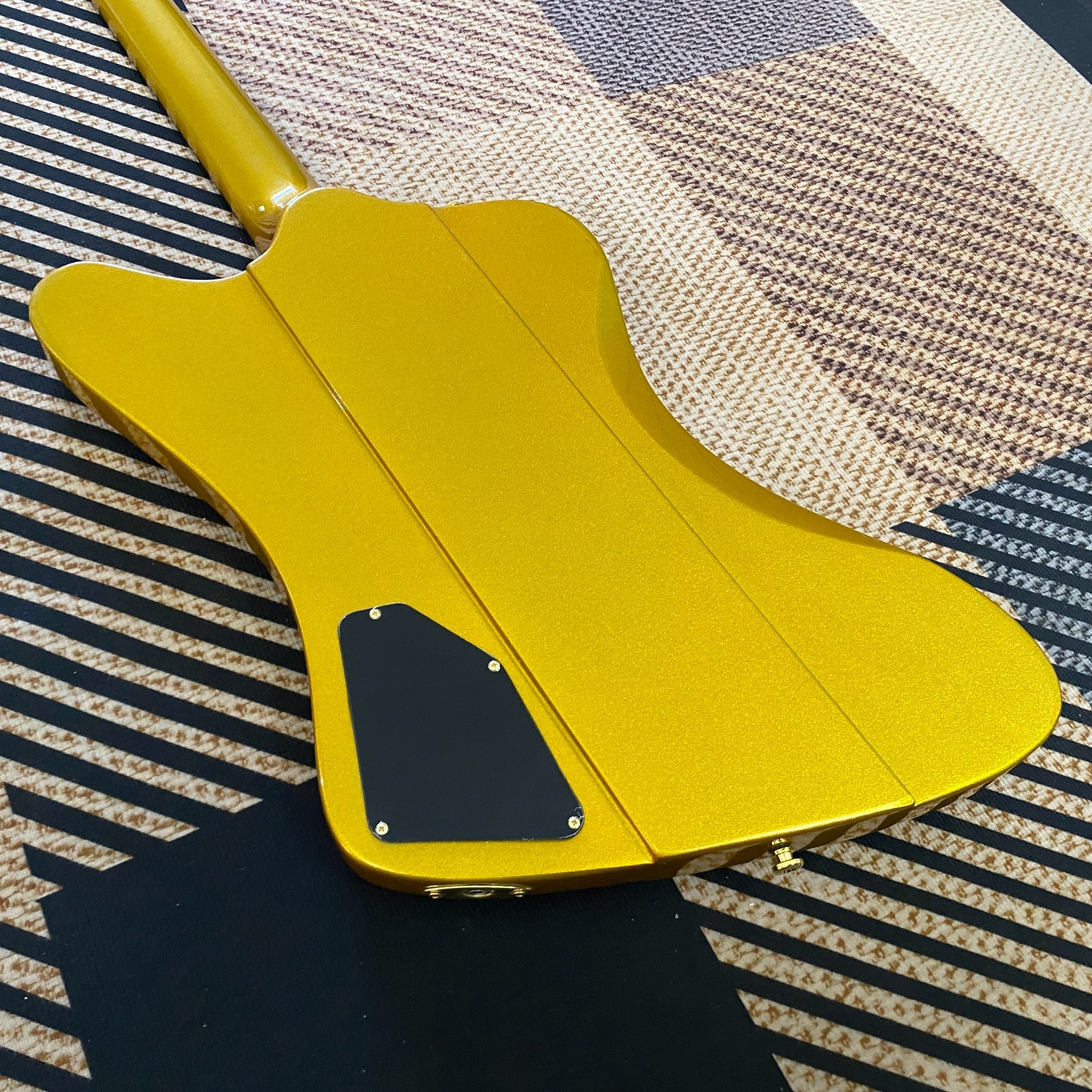 Bass Guitar Gold Mahogany Body 4String New Product