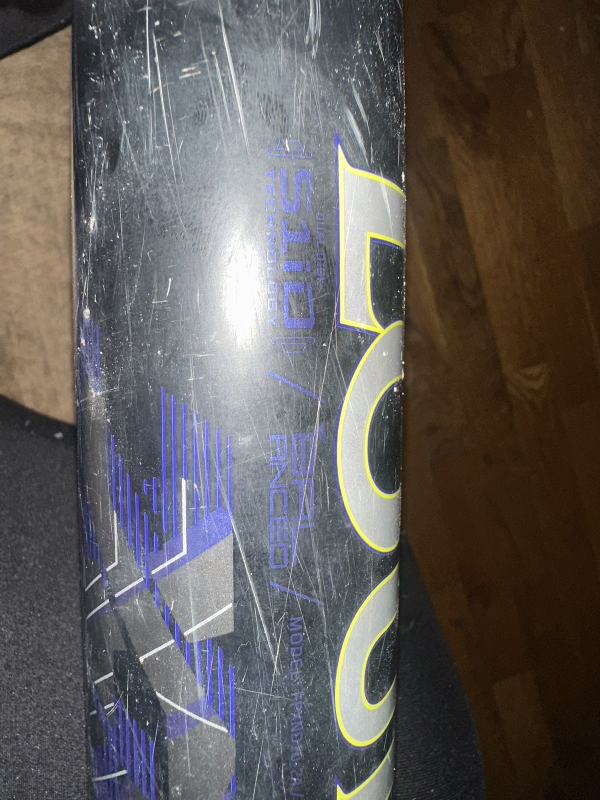 2024 Lousiville Xeno 33 Drop -10 Fastpitch Softball Bat