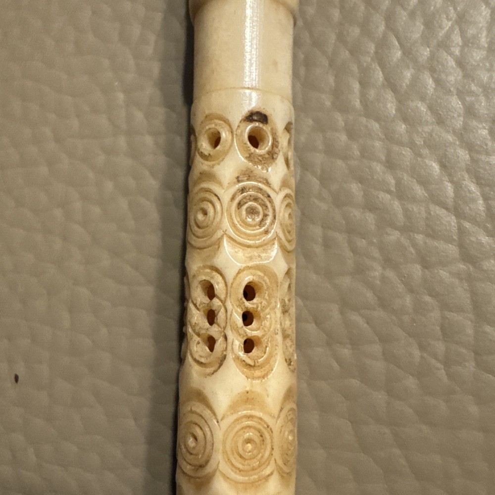 19th c. Carved Cow Bone 3 1/2" Sewing Needle Case w/ Openwork