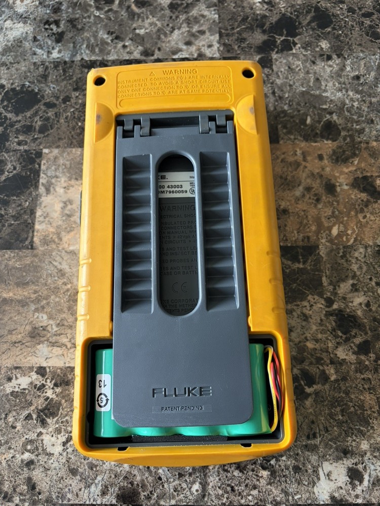 Fluke 43B Handheld Power Quality Analyzer, does not work