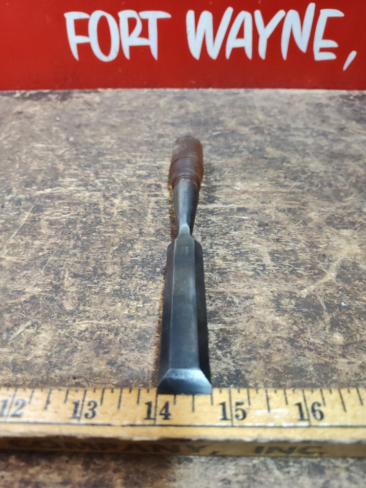 VINTAGE Peerless 3/4" BEVELED EDGE SOCKET CHISEL Bakelite Handle Germany