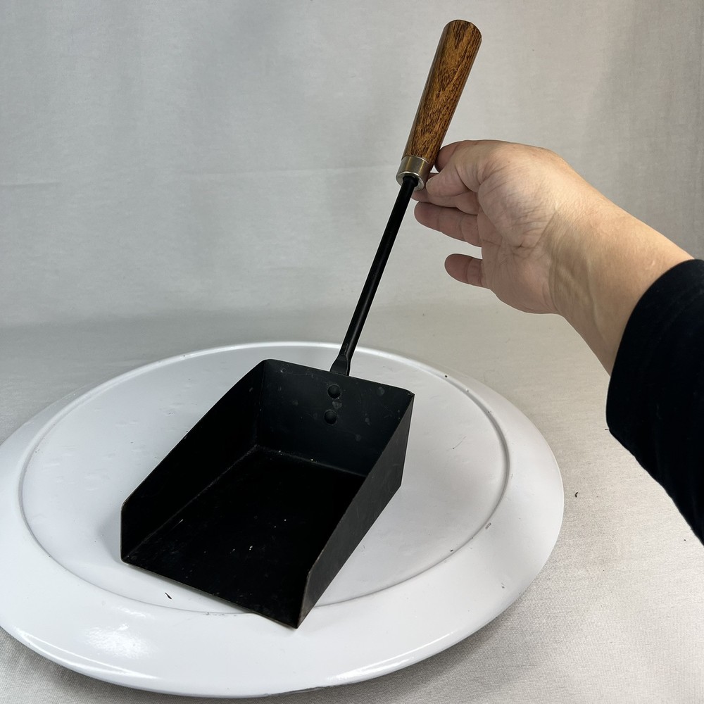 Fire Shovel Fireplace Ash Tool With Wood Handle