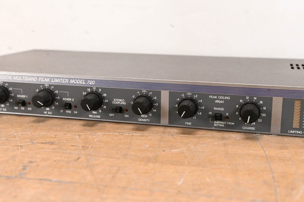 Aphex 720 DOMINATOR II Precision Multiband Peak Limiter CG01XSW