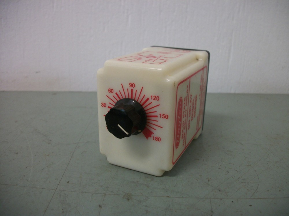 DAYTON SOLID STATE TIME ON DELAY RELAY 5X829E 1.8-180SEC 120VOLT