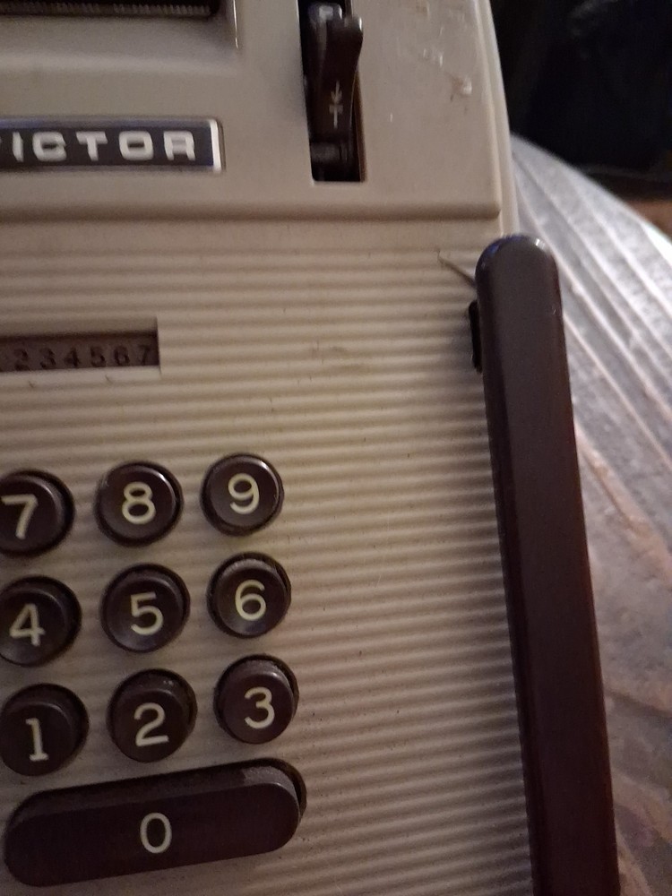 Vintage Victor 7 82 54 Adding Machine Calculator