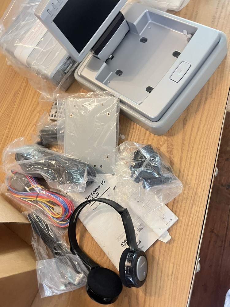 Sony MV-7101DSSony Mobile DVD Dream System