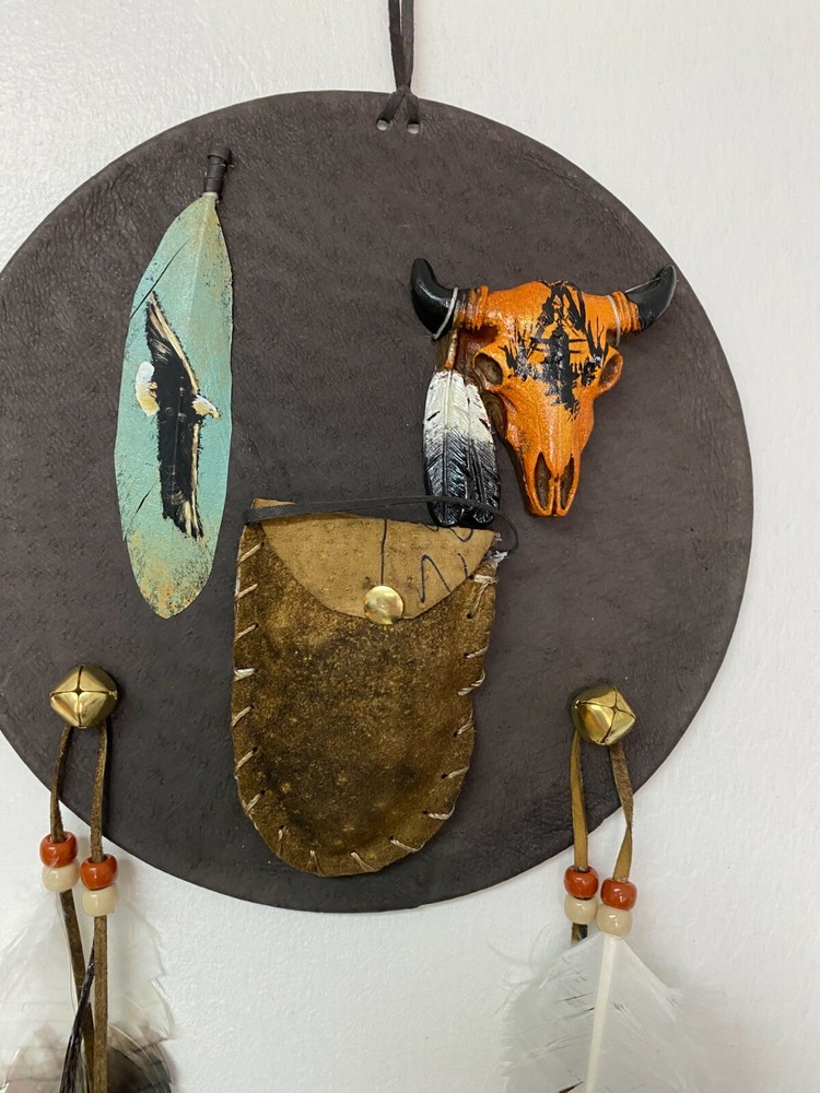 REAL LEATHER , HANDMADE , ROUND SHIELD , SOUTHWEST , 8", PAINTED , EAGLE 1