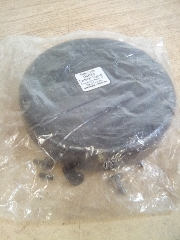 Federal Signal 4" Cap