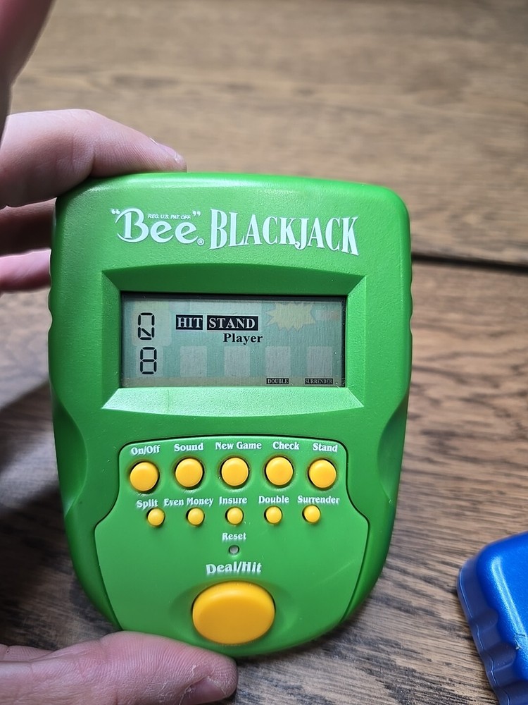 Bee Blackjack Poker Casino Electronic Handheld Games 2003 Techno Source Vtg Work