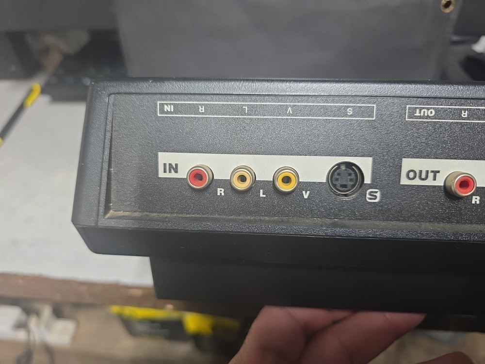 Videonics Video Titlemaker 2000 NTSC - As-Is, Unit Powers On Know Nothing Else