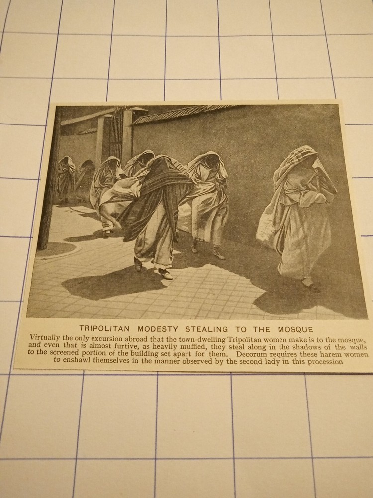Tripolitan women mosque procession c 1920