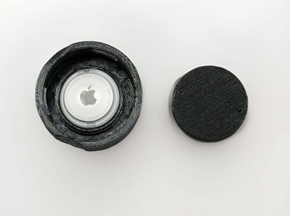 Sony e Mount Airtag Compartment Rear Lens Cap