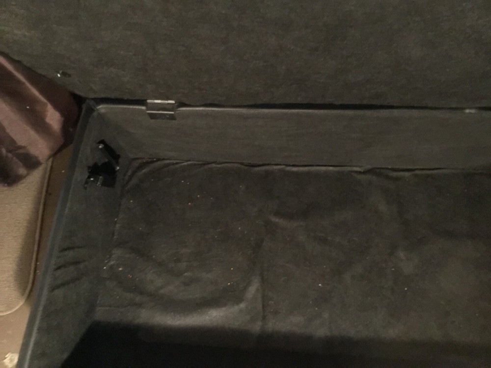 Bench openable dark brown for room