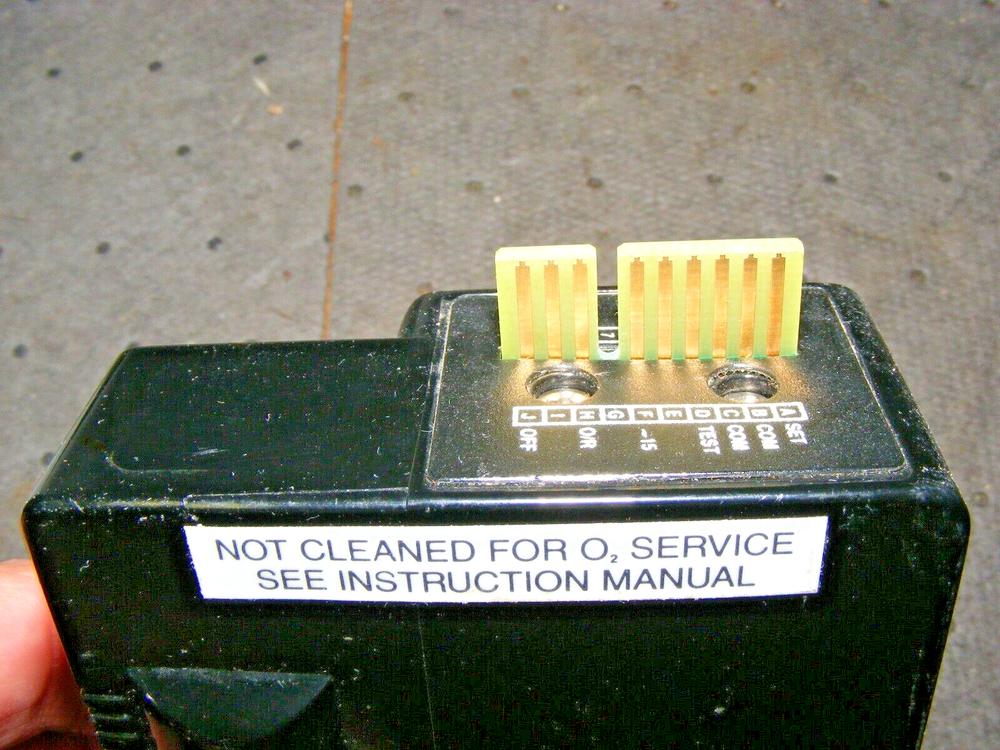 840L-2-OV1-SV1-E-V1-S1 Mass Flow Controller Sierra Instruments (b)