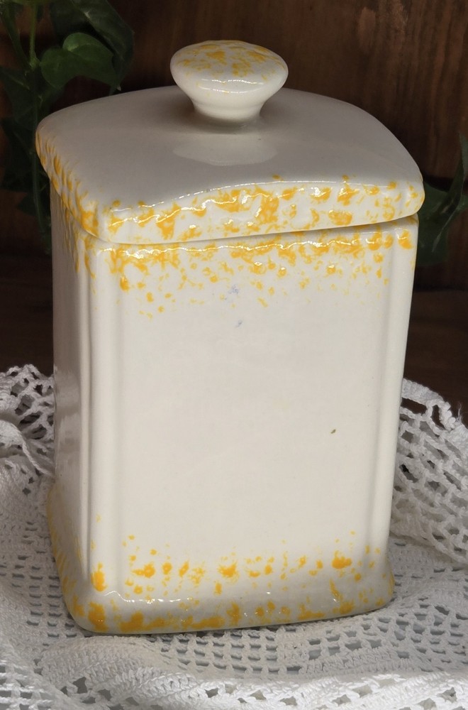 tea bag holder w/fall barn (25144) hand painted