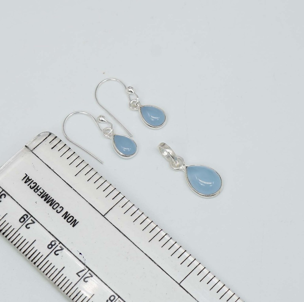 925 Solid Sterling Silver Blue Chalcedony Hook Earring Pendant Set