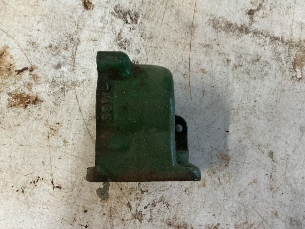 Maytag 82 Hit And Miss Engine crank case Original.