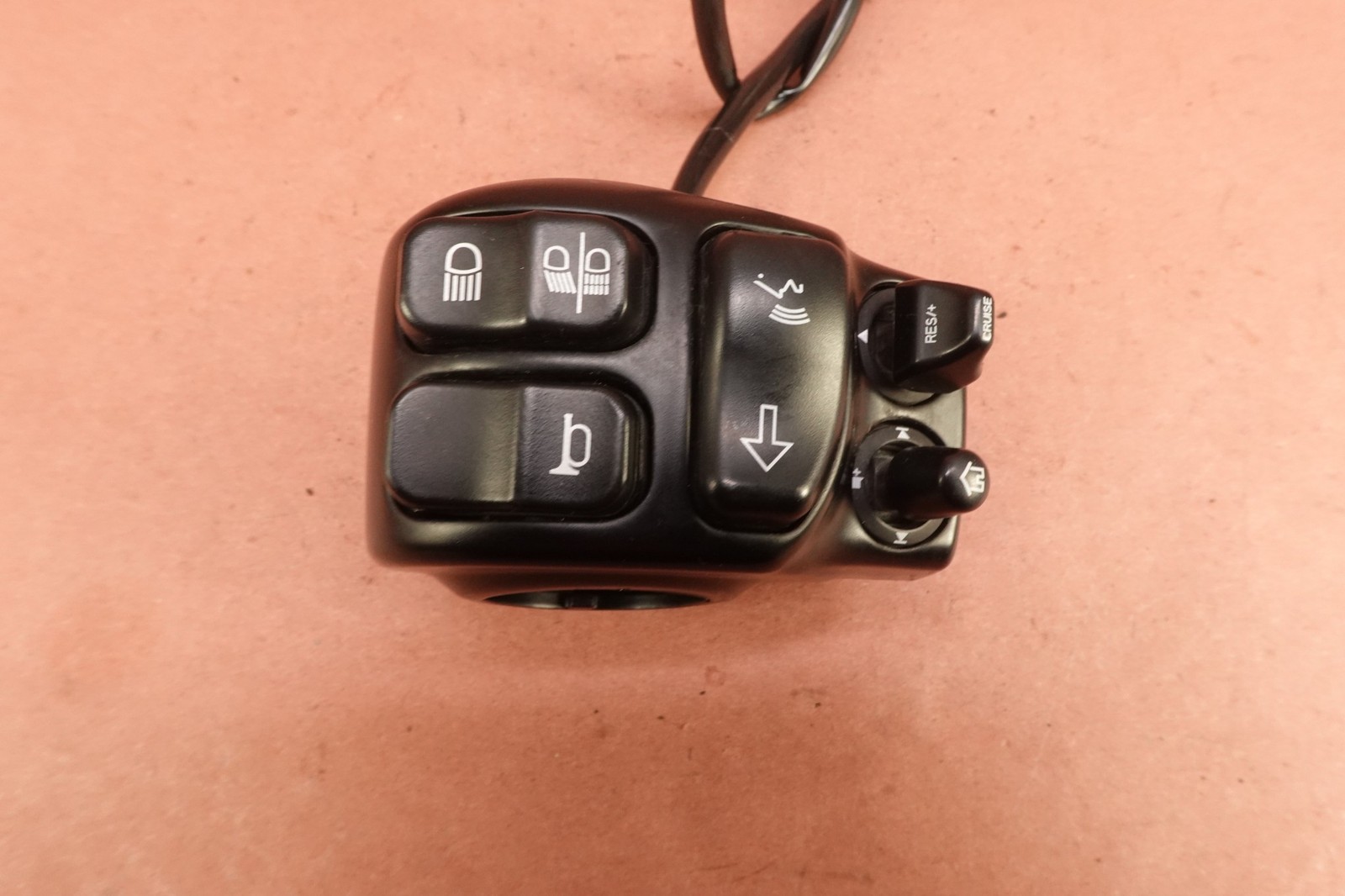 14-23 Harley Road Glide Special FLTRXS Left Hand Control Switch Pack Assembly