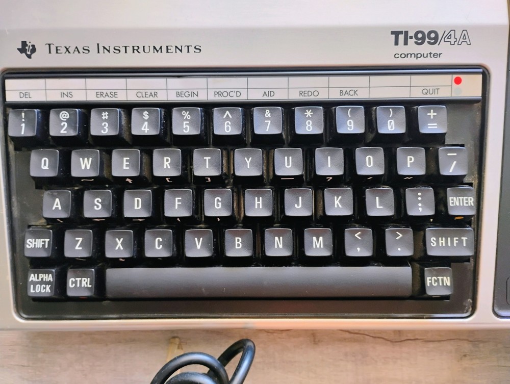 Vtg Texas Instruments TI-99/4A Home Computer Untested Power Supply RF Regulator