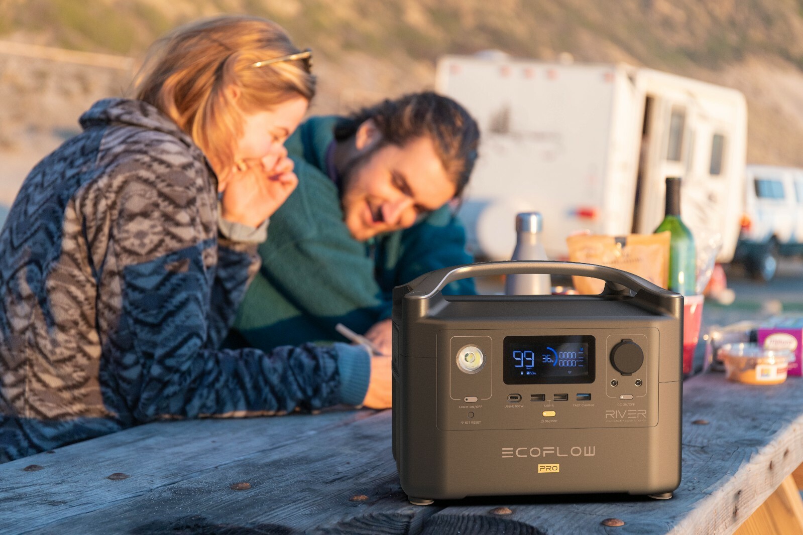 EcoFlow RIVER Pro Power Station 720Wh Generator for Outdoor, Camping, RV