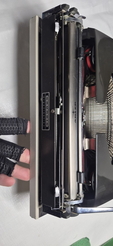 Adler Tippa S Typewriter Case 1960s - Tested working Read