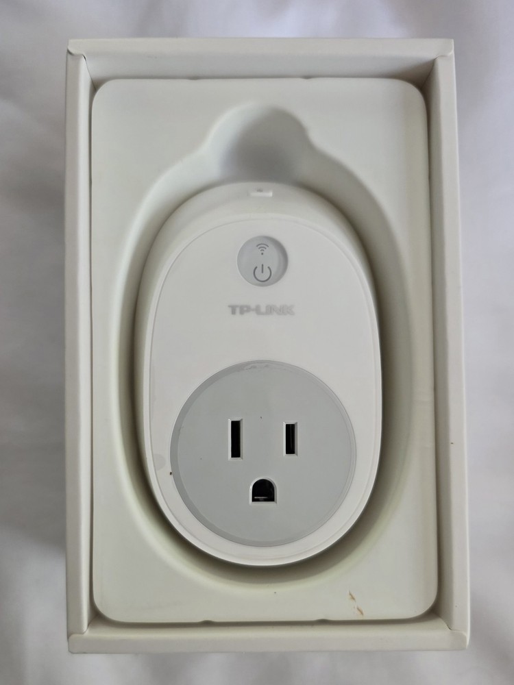 TP-Link HS100 Wi-Fi Smart Plug Kit - Twin Pack