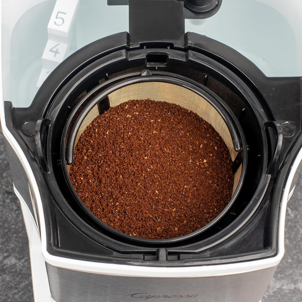 5-Cup Mini Drip Coffee Maker, White
