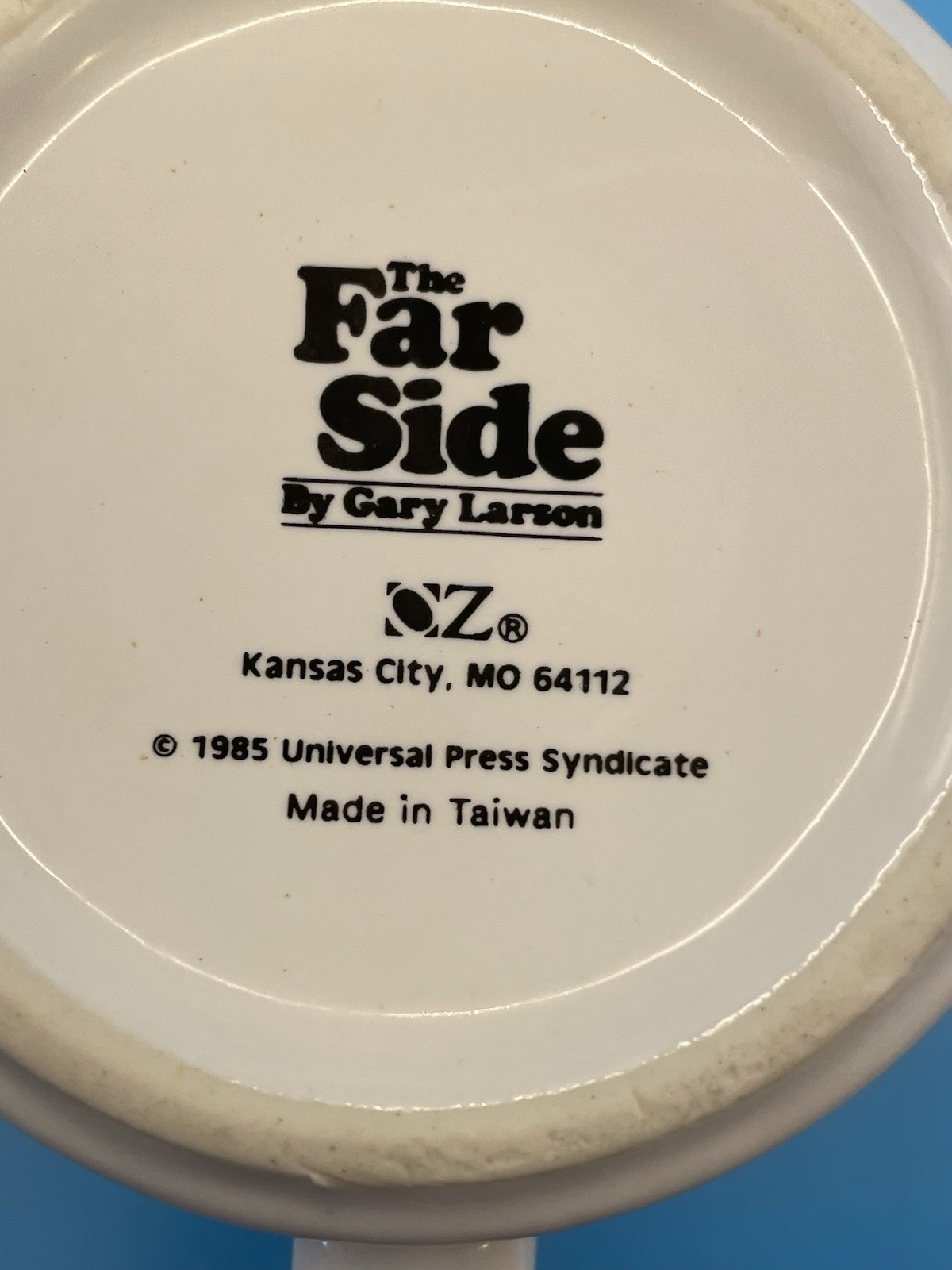 Far Side Gallery “Damned If You Do” Coffee Mug Gary Larson 1985 EUC